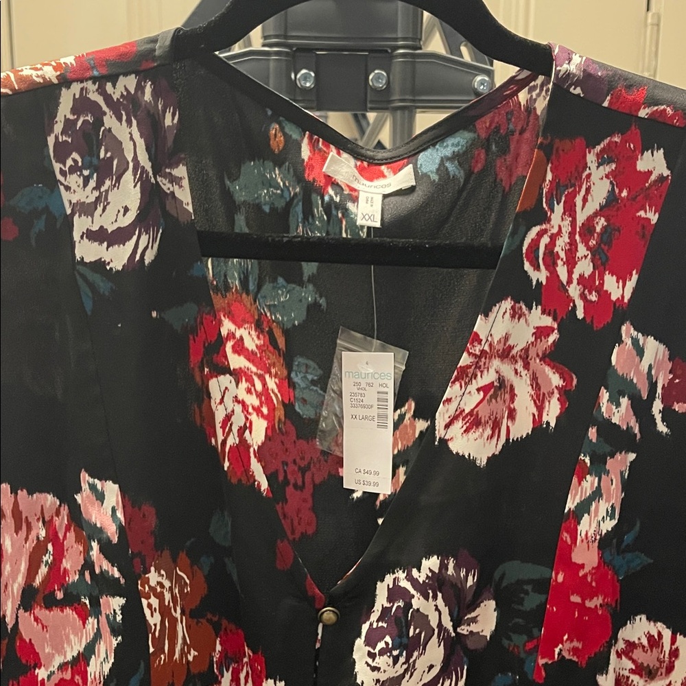 NWT Maurices Black and Red Floral Blouse - Picture 3 of 3